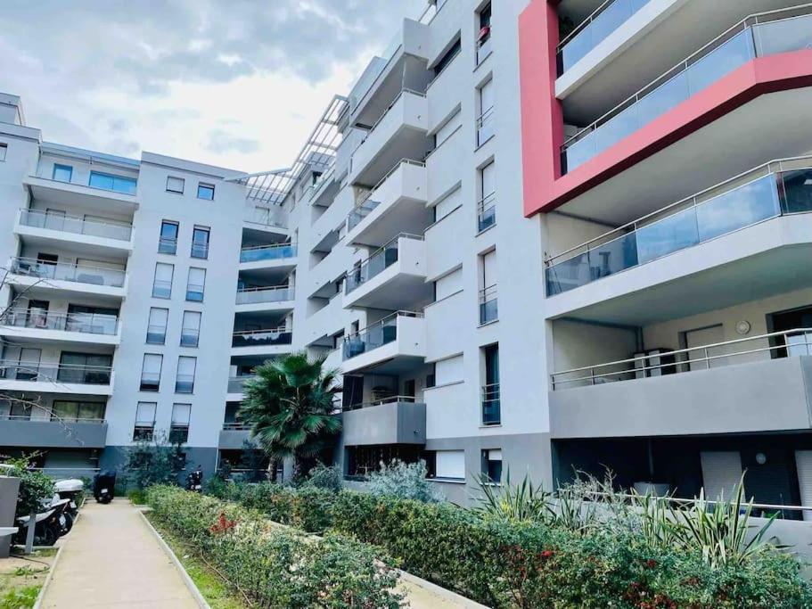 Parking Gratuit Grande Terrasse Proche Centre Ville Ajaccio  Luaran gambar